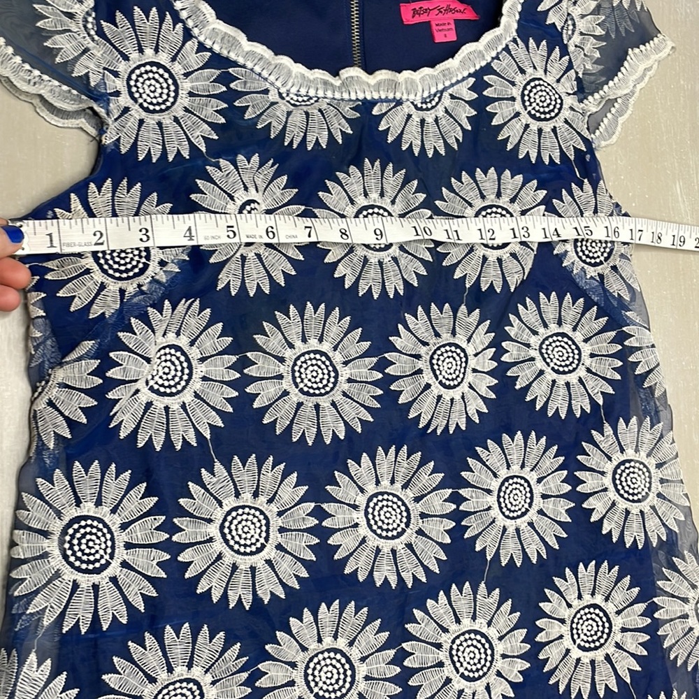 Betsey Johnson embroidered sunflower mini dress - Picture 6 of 7